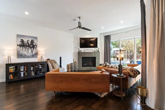 $1,095,000 | 5135 Vickery Boulevard, Unit A, Dallas, TX 75206