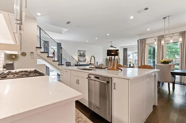 $1,095,000 | 5135 Vickery Boulevard, Unit A, Dallas, TX 75206