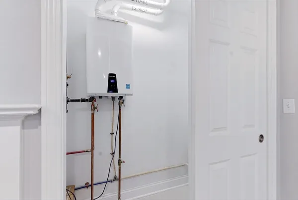 $299,000 | 10 North Court Street, Unit 3, Fall River, MA 02720