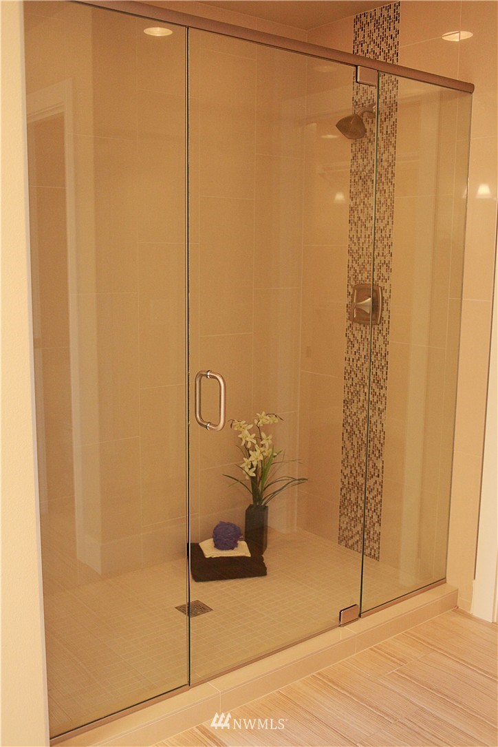 8809 234th Street Southwest Edmonds, WA 98026 - Photo 23 of 24 Gallery Image 23