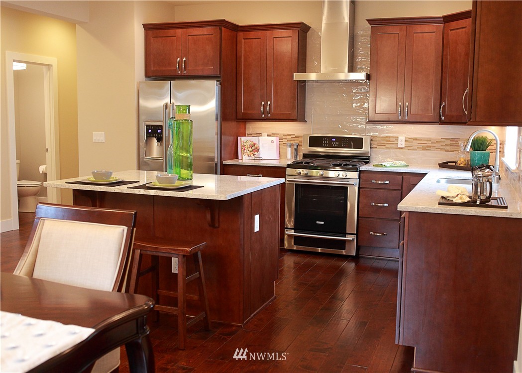 8809 234th Street Southwest Edmonds, WA 98026 - Photo 10 of 24 Gallery Image 10