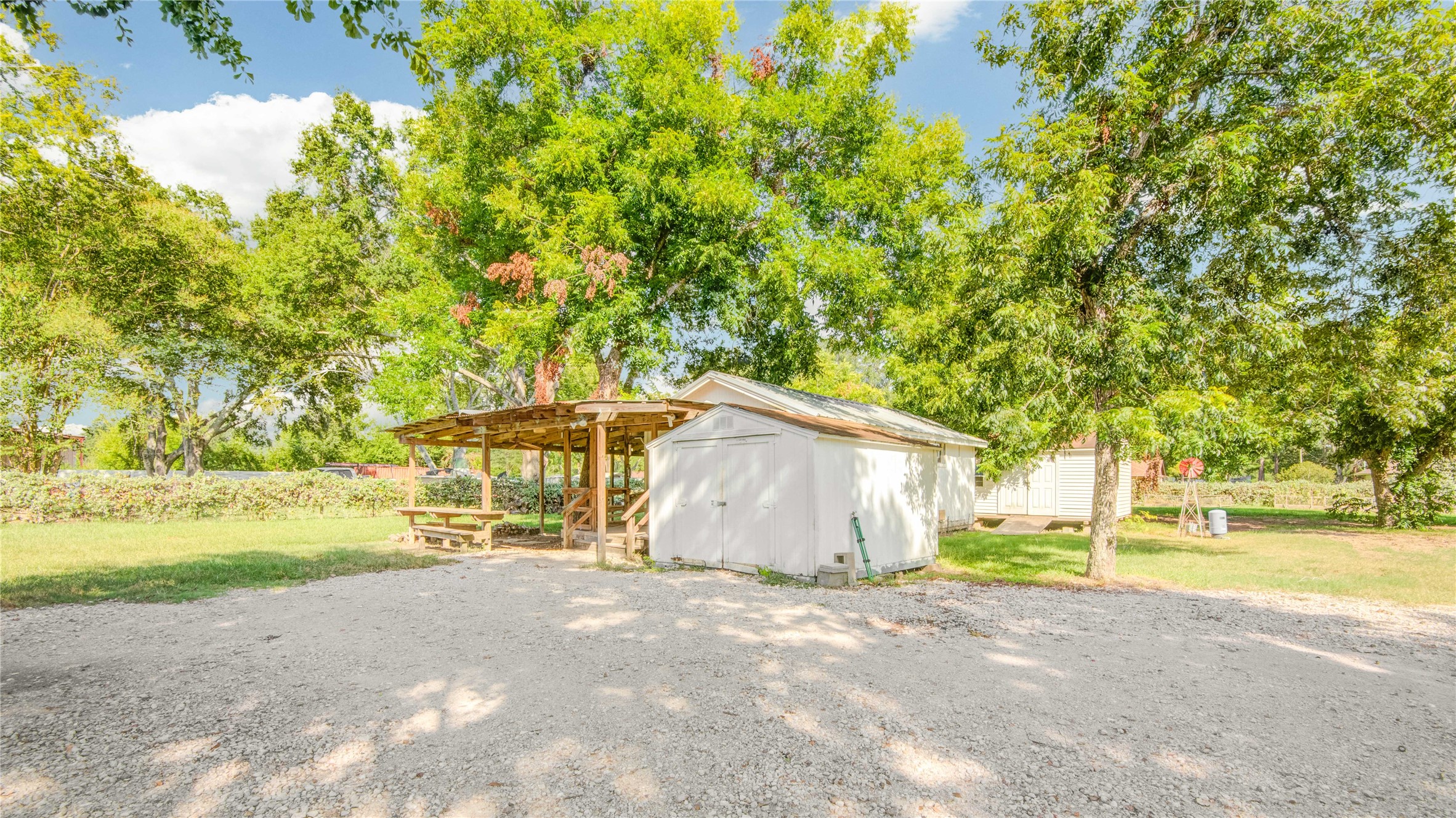 25203 Lakeview Road Katy, TX 77494 - Photo 15 of 47