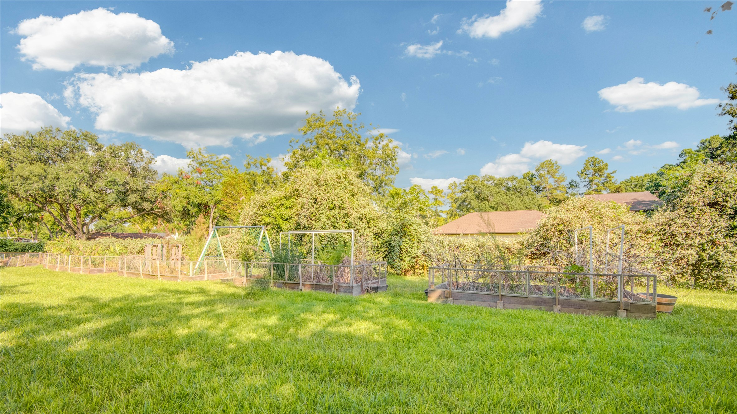 25203 Lakeview Road Katy, TX 77494 - Photo 17 of 47