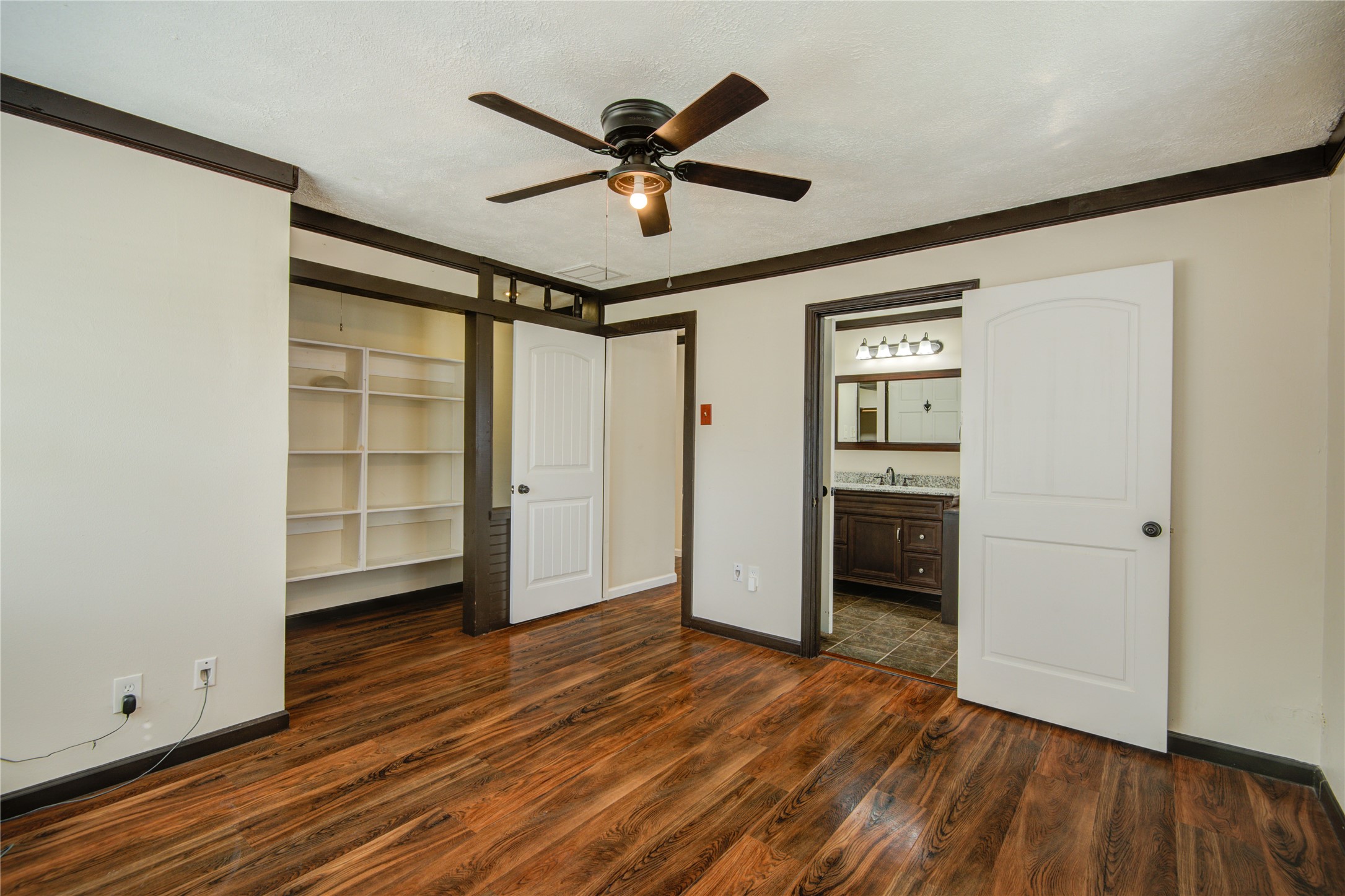 25203 Lakeview Road Katy, TX 77494 - Photo 32 of 47