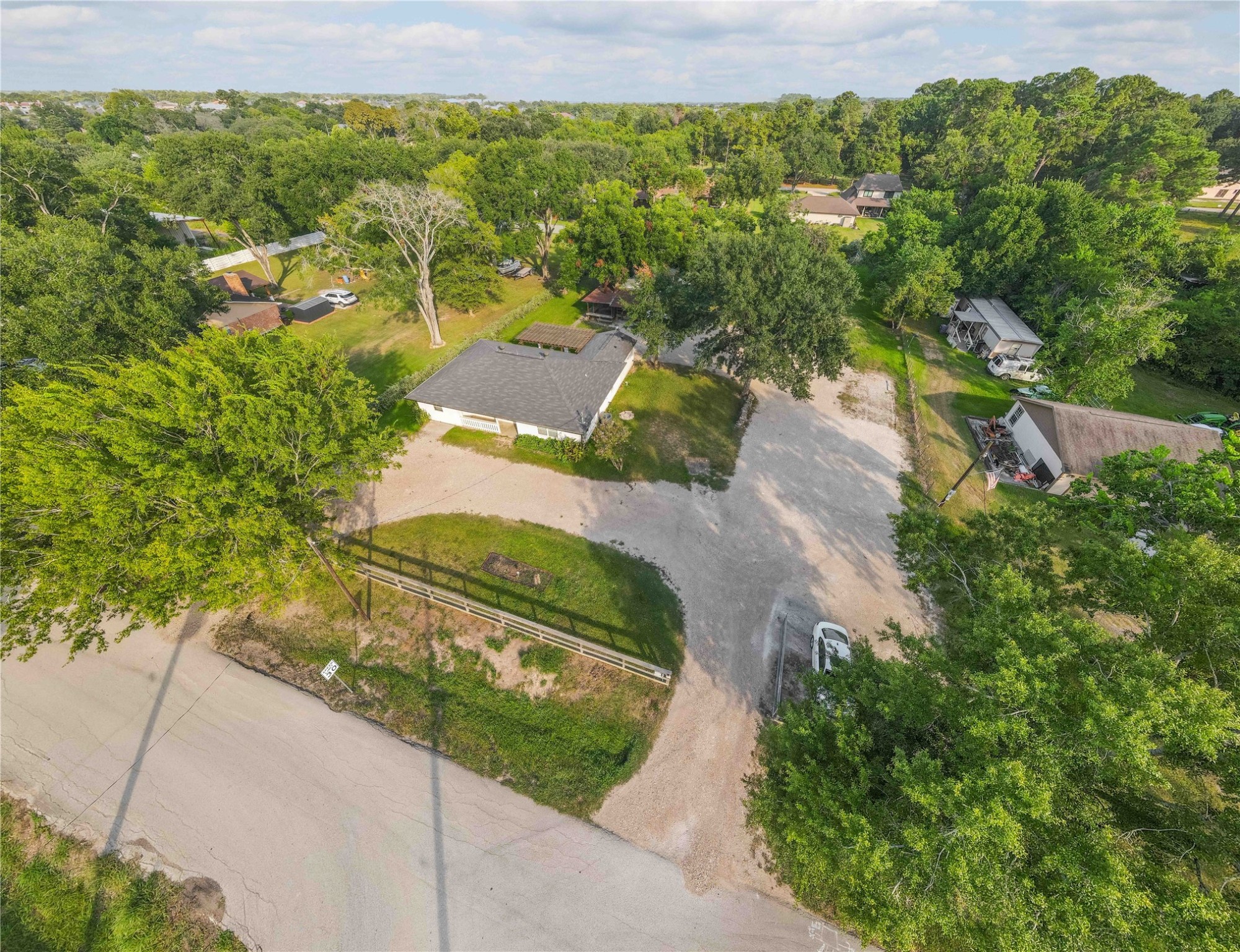 25203 Lakeview Road Katy, TX 77494 - Photo 10 of 47