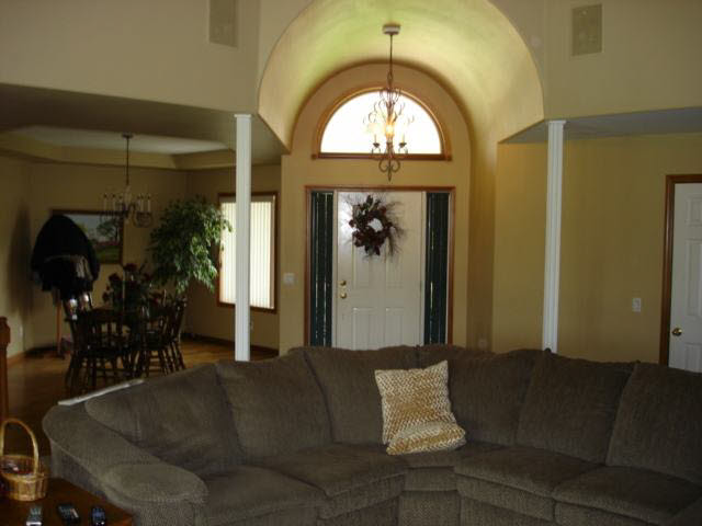 2689 East Wilcox Road Warsaw, IN 46580 - Photo 5 of 9 Gallery Image 5