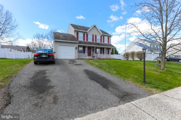$399,900 | 2584 Willow Brook Lane, Pottstown, PA 19464