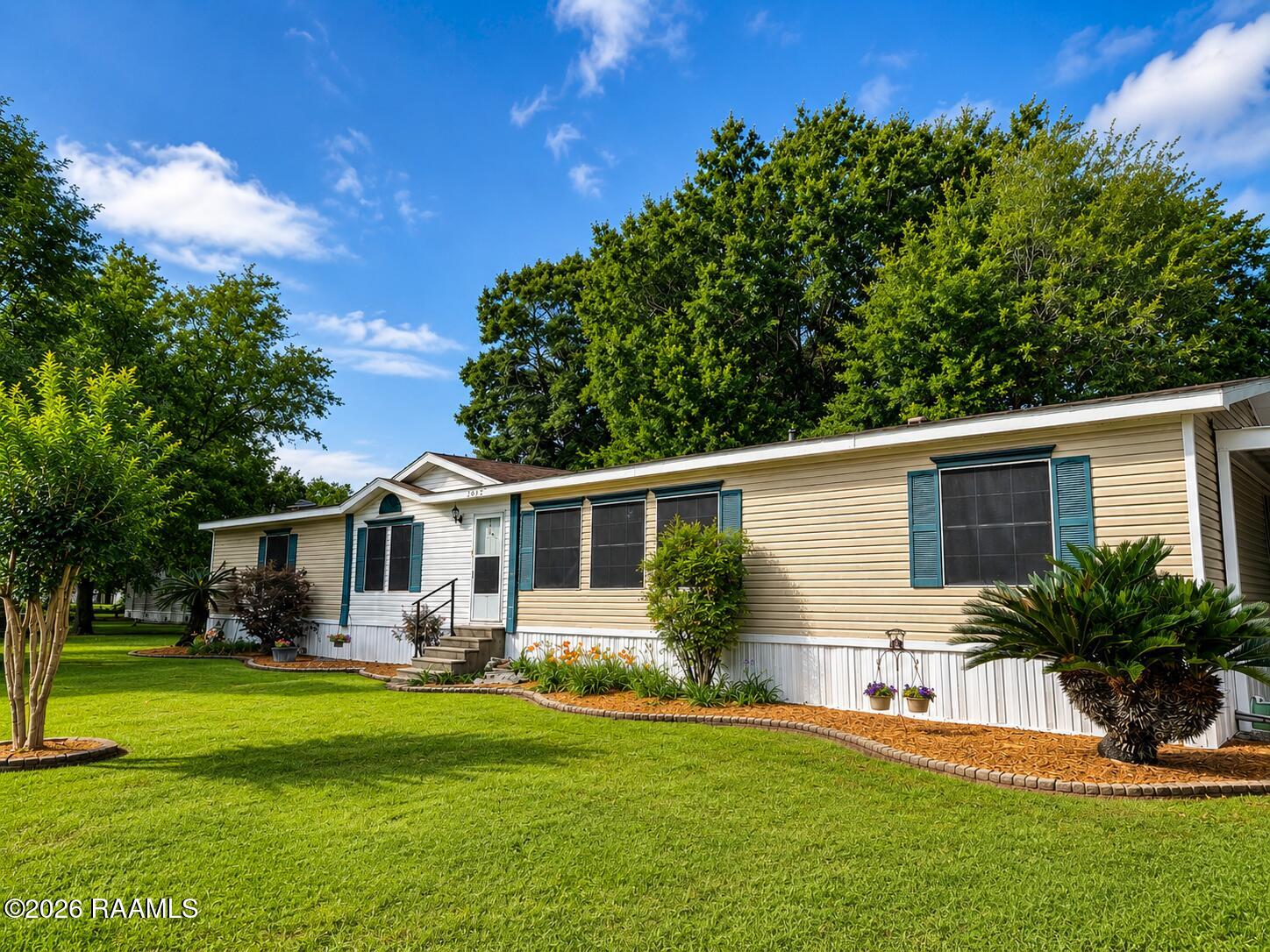209-2 D Arceneaux Road Scott, LA 70583 - Photo 1 of 24 Exterior