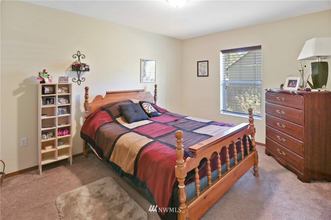 407 Raintree Loop Court Southeast Rainier, WA 98576 - Photo 19 of 38 Gallery Image 19