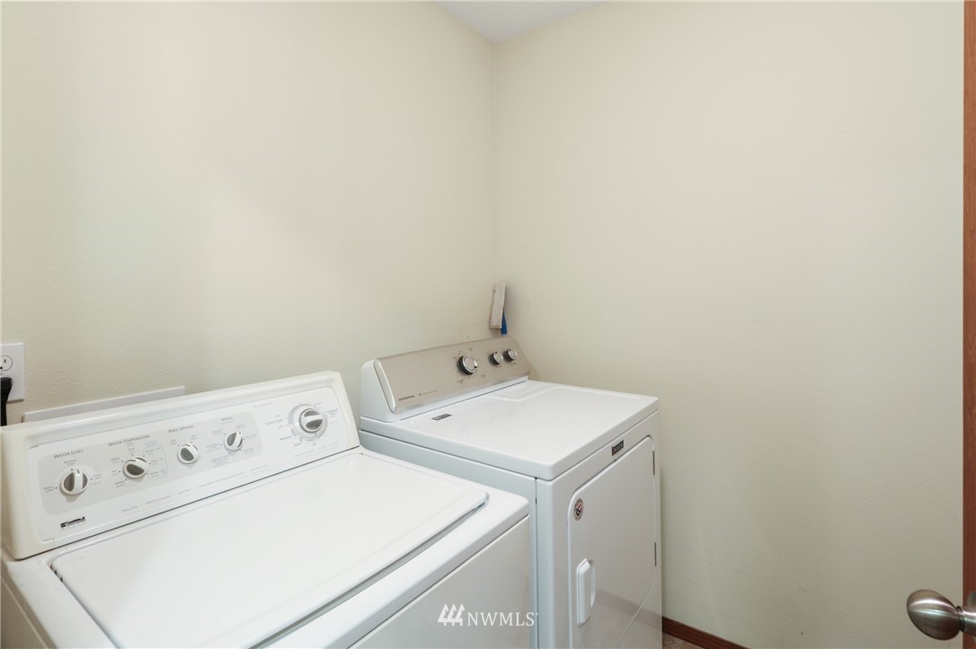 407 Raintree Loop Court Southeast Rainier, WA 98576 - Photo 25 of 38 Gallery Image 25