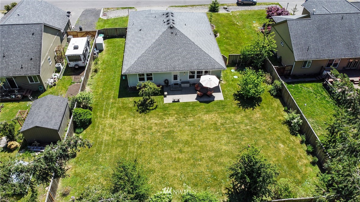 407 Raintree Loop Court Southeast Rainier, WA 98576 - Photo 34 of 38 Gallery Image 34