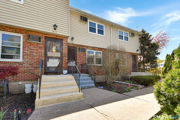 $220,000 | 410 Blackstone Villiage, Unit 410, Meriden, CT 06450