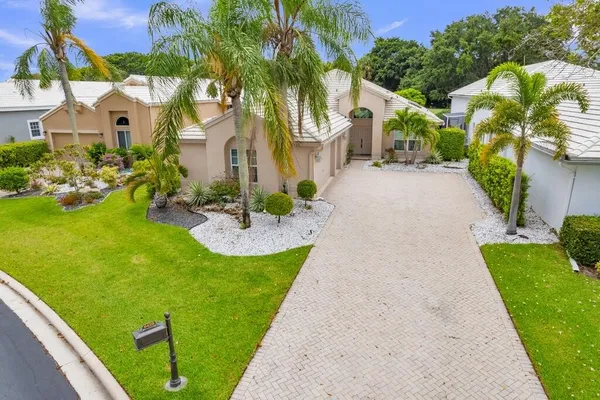 $555,000 | 6429 3 Lakes Lane, Boynton Beach, FL 33437