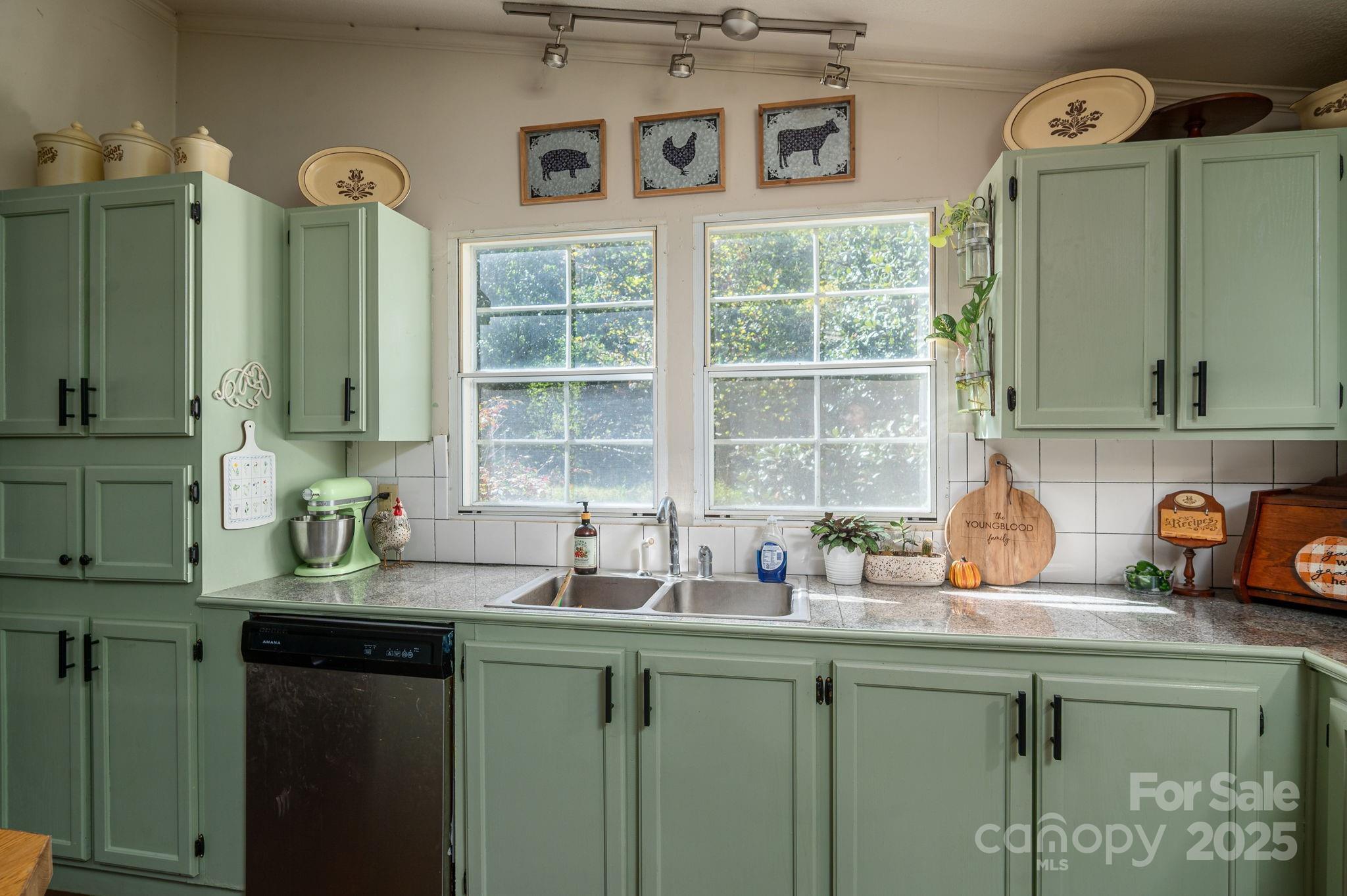 3597 Ray Danner Road Maiden, NC 28650 - Photo 16 of 31