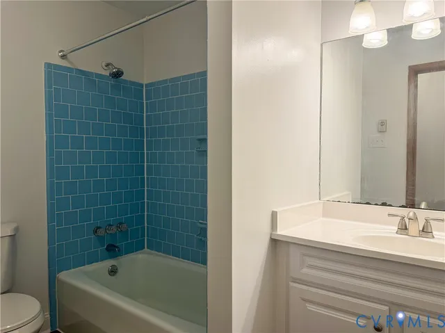 $1,091 | 101 Lyons Avenue, Colonial Heights, VA 23834