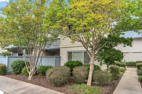 $368,000 | 210 Chatham Court, Pacheco, CA 94553