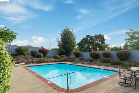 $368,000 | 210 Chatham Court, Pacheco, CA 94553