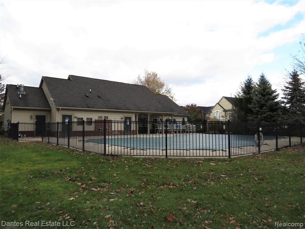 4200 Hampton Ridge Boulevard, Unit 79 Howell, MI 48843 - Photo 8 of 41