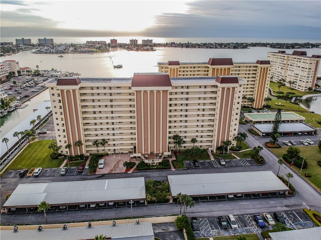 4550 Cove Circle, Unit 904 St. Petersburg, FL 33708 - Photo 1 of 1