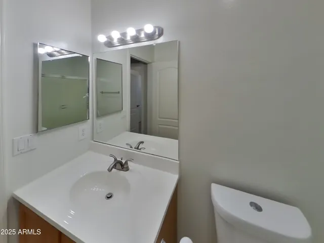 $1,599 | 17610 North 17th Place, Unit 21, Phoenix, AZ 85022