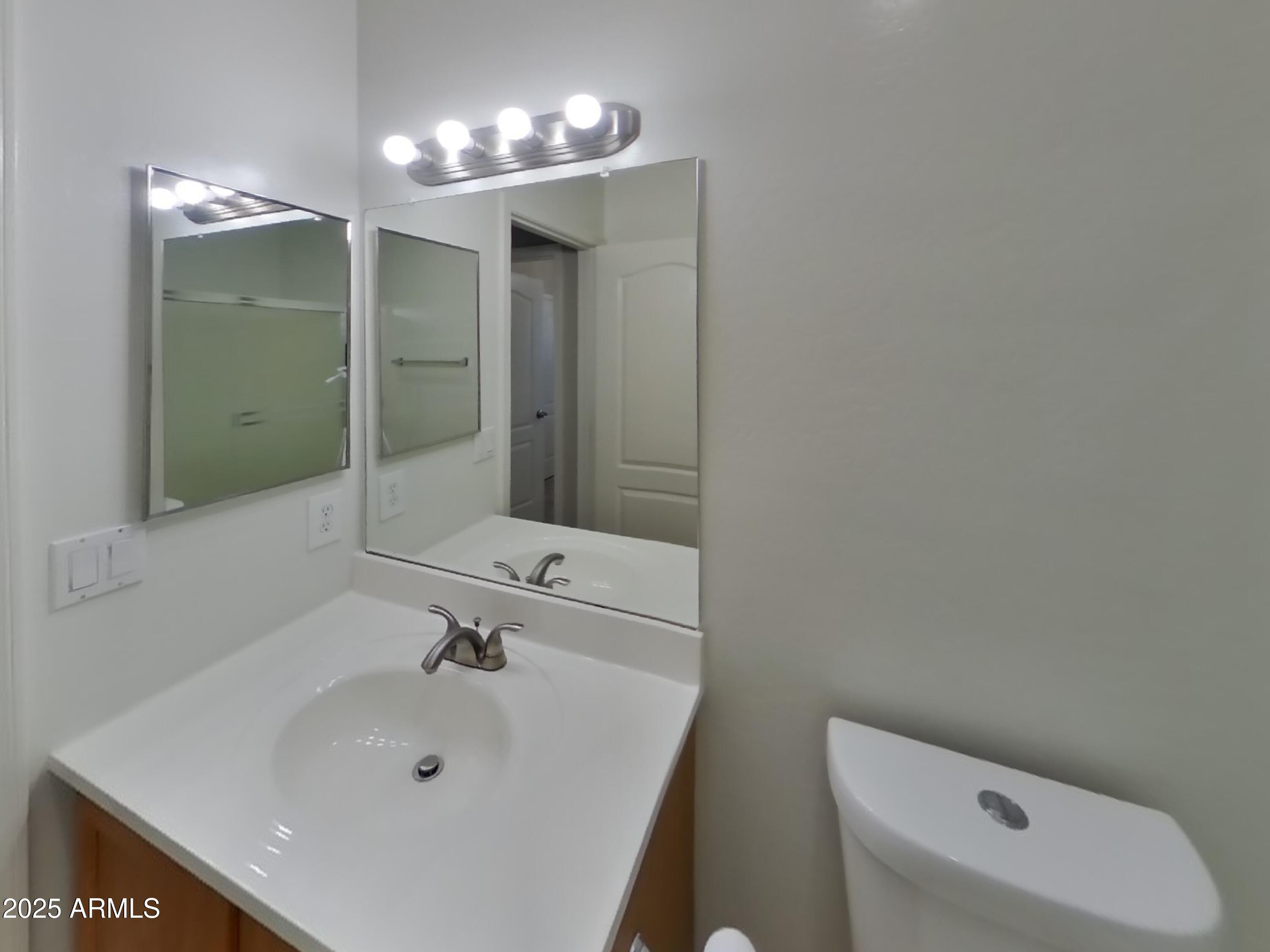 17610 North 17th Place, Unit 21 Phoenix, AZ 85022 - Photo 12 of 15 11_Image_LR6NYHvDTF