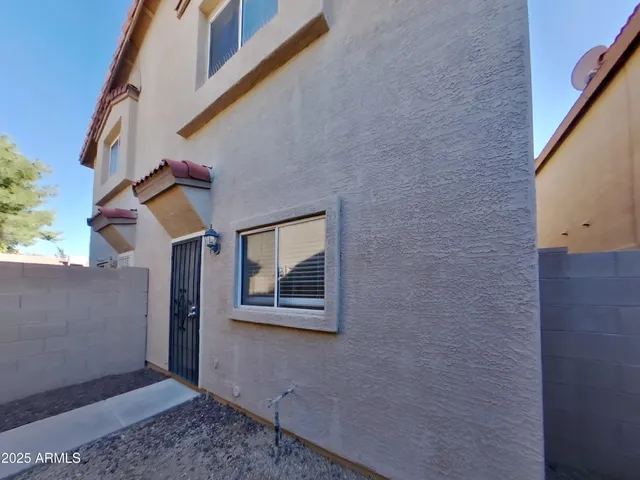 $1,599 | 17610 North 17th Place, Unit 21, Phoenix, AZ 85022