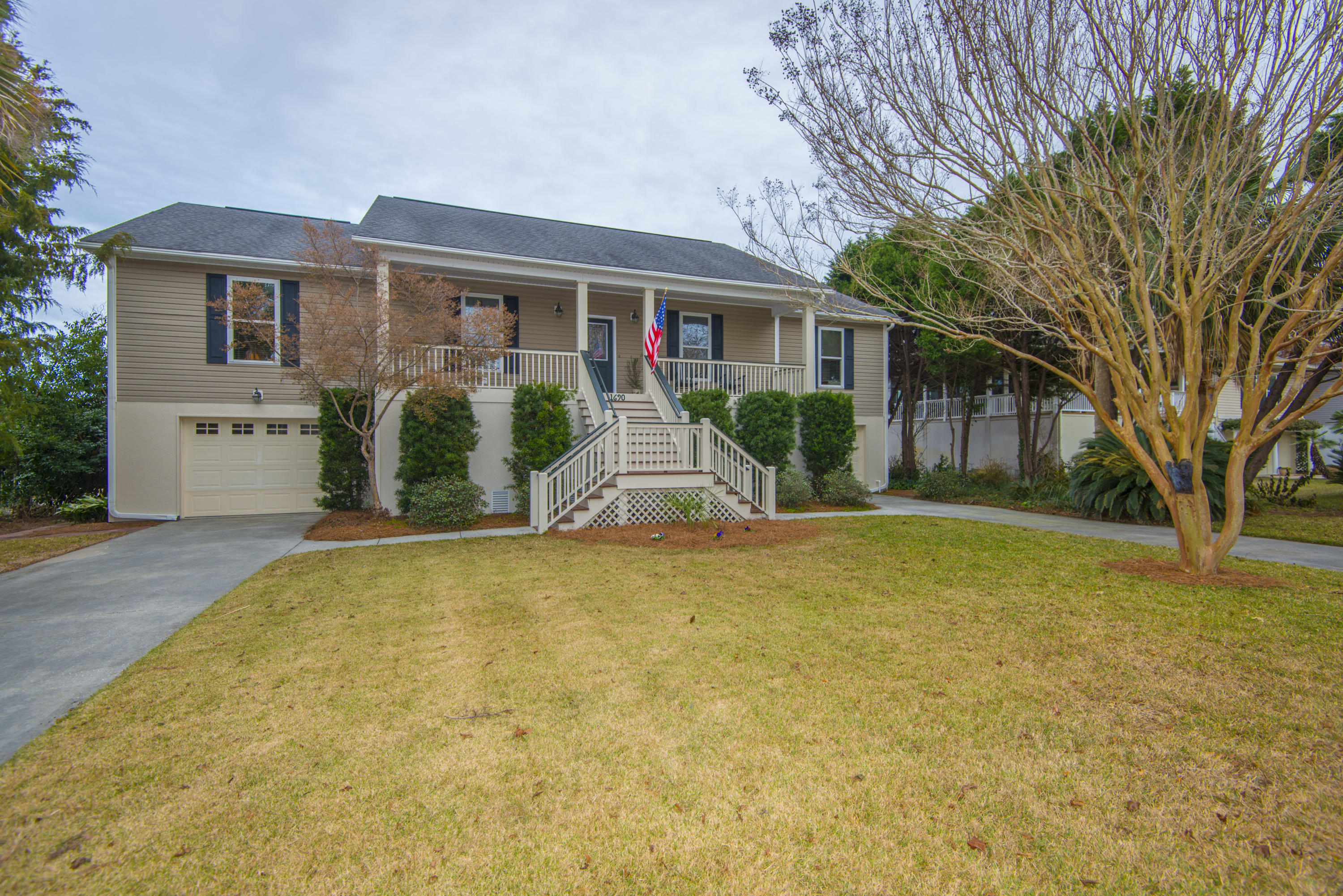 1690 Tower Battery Road Charleston, SC 29412 - Photo 2 of 73 _DSC2533
