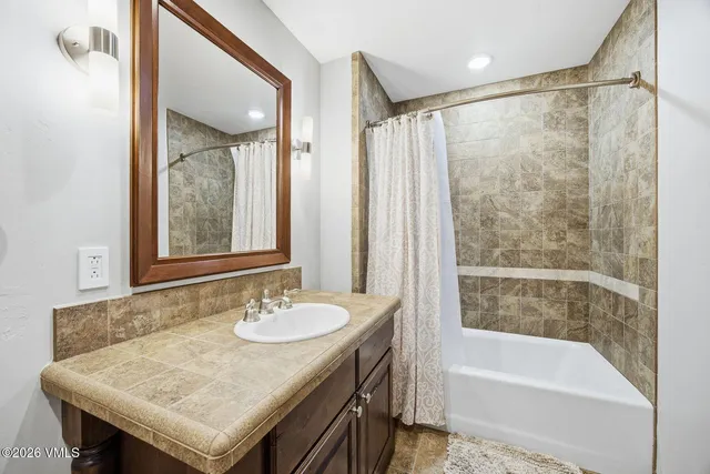 $1,995,000 | 38390 Hwy 6 Avon Co 81620, Unit 402, Avon, CO 81620