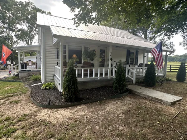 $219,900 | 381 Busby Road, Loretto, TN 38469