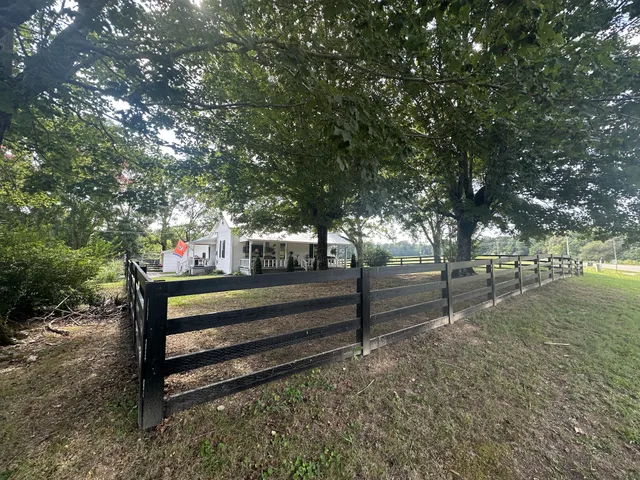 $219,900 | 381 Busby Road, Loretto, TN 38469