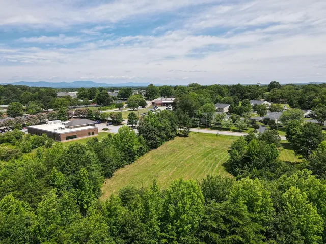 $575,000 | 457 B Pennsylvania Avenue, Greer, SC 29650