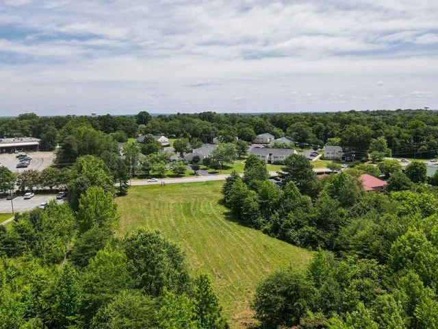 $575,000 | 457 B Pennsylvania Avenue, Greer, SC 29650