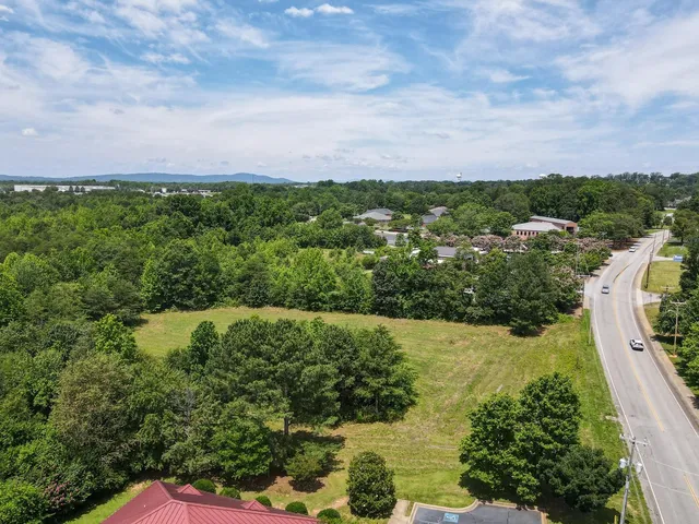 $575,000 | 457 B Pennsylvania Avenue, Greer, SC 29650