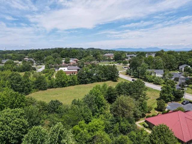 $575,000 | 457 B Pennsylvania Avenue, Greer, SC 29650