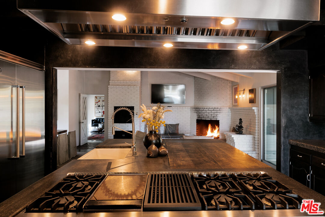 12460 Yellow Hill Road Malibu, CA 90265 - Photo 13 of 63