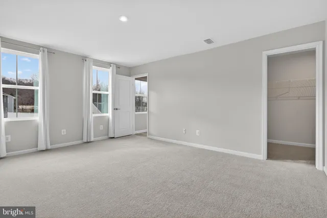 $449,900 | 328 Creekside Drive, New Providence, PA 17560