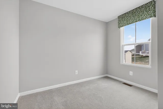 $449,900 | 328 Creekside Drive, New Providence, PA 17560