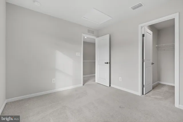 $449,900 | 328 Creekside Drive, New Providence, PA 17560