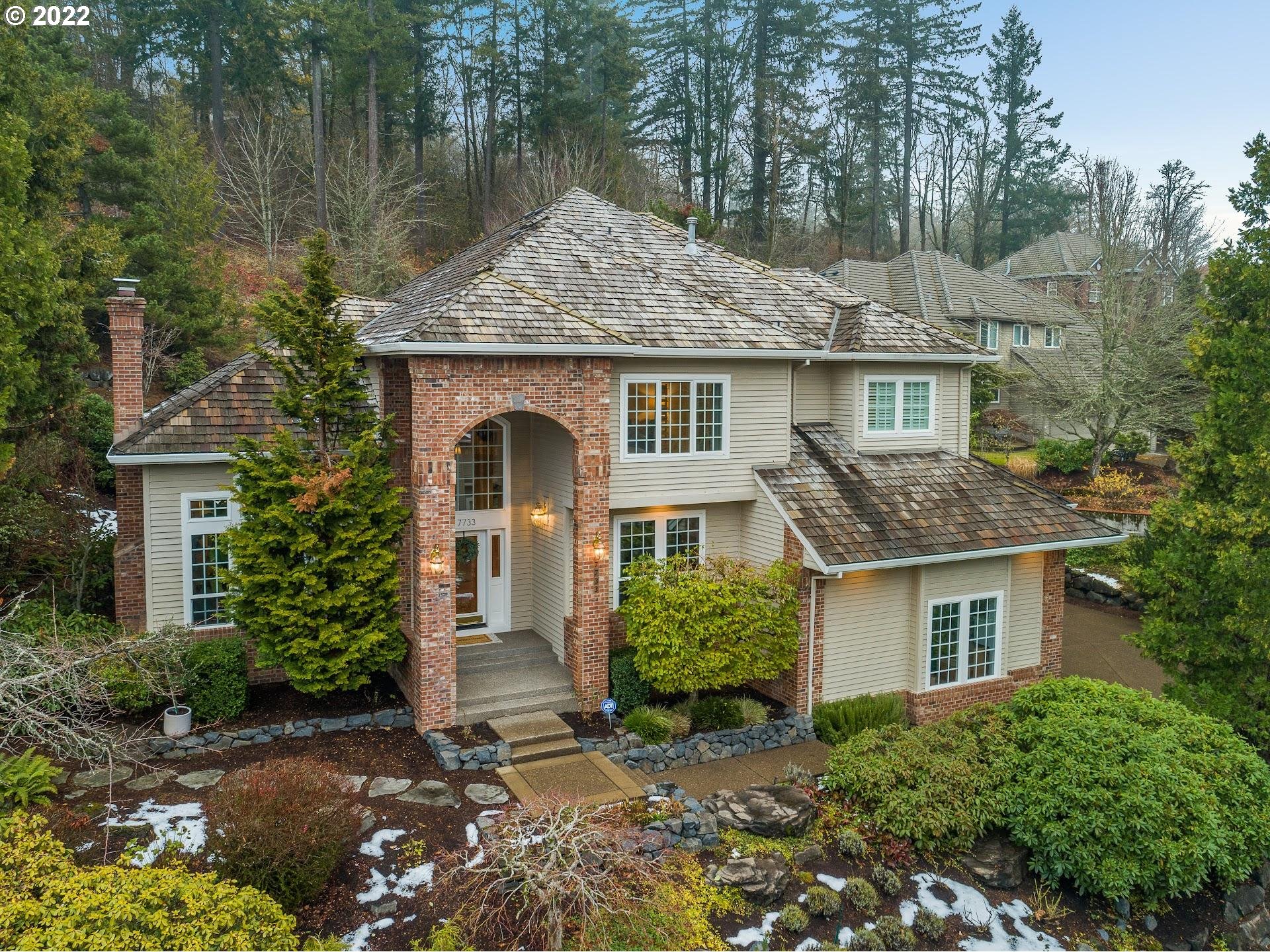 7733 Northwest Blue Pointe Lane Portland, OR 97229 - Photo 1 of 32 front view of a house with a yard