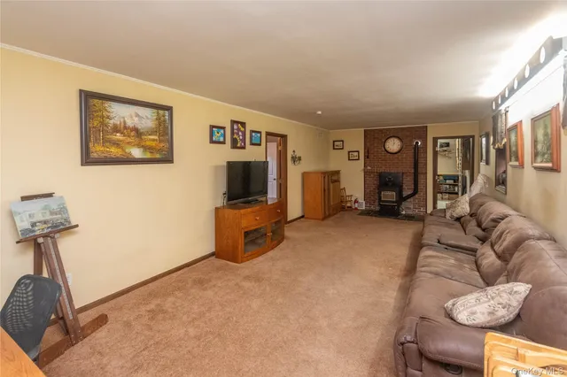 $584,500 | 89 Birch Drive, Pleasant Valley, NY 12569