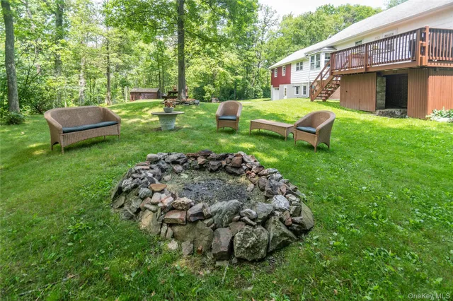 $584,500 | 89 Birch Drive, Pleasant Valley, NY 12569