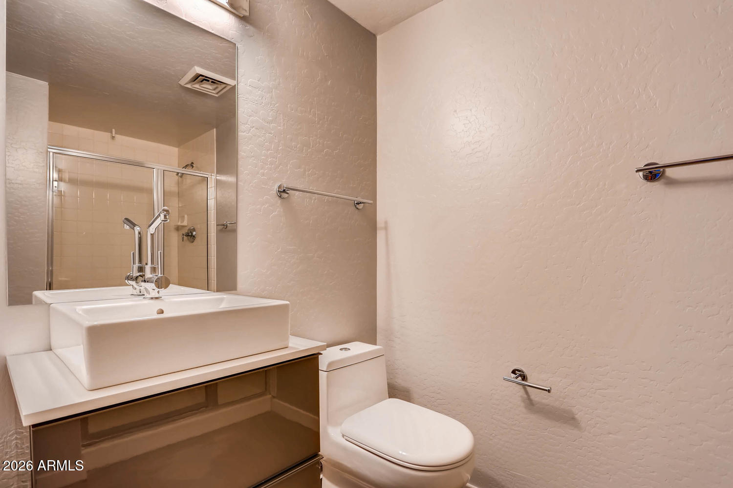 914 East Osborn Road, Unit 210 Phoenix, AZ 85014 - Photo 12 of 28