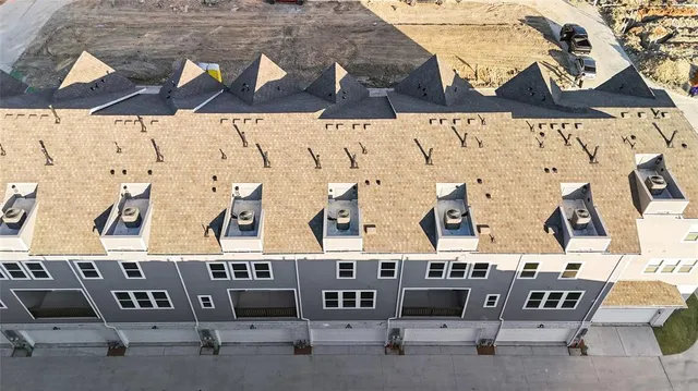 a picture of city view