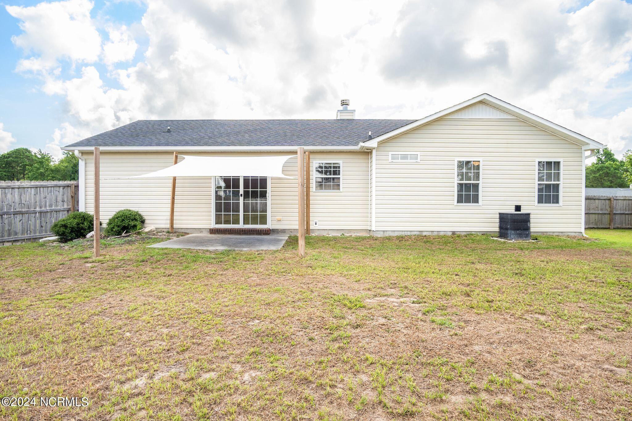 101 Linden Road Richlands, NC 28574 - Photo 18 of 21 101 Linden Rd-32