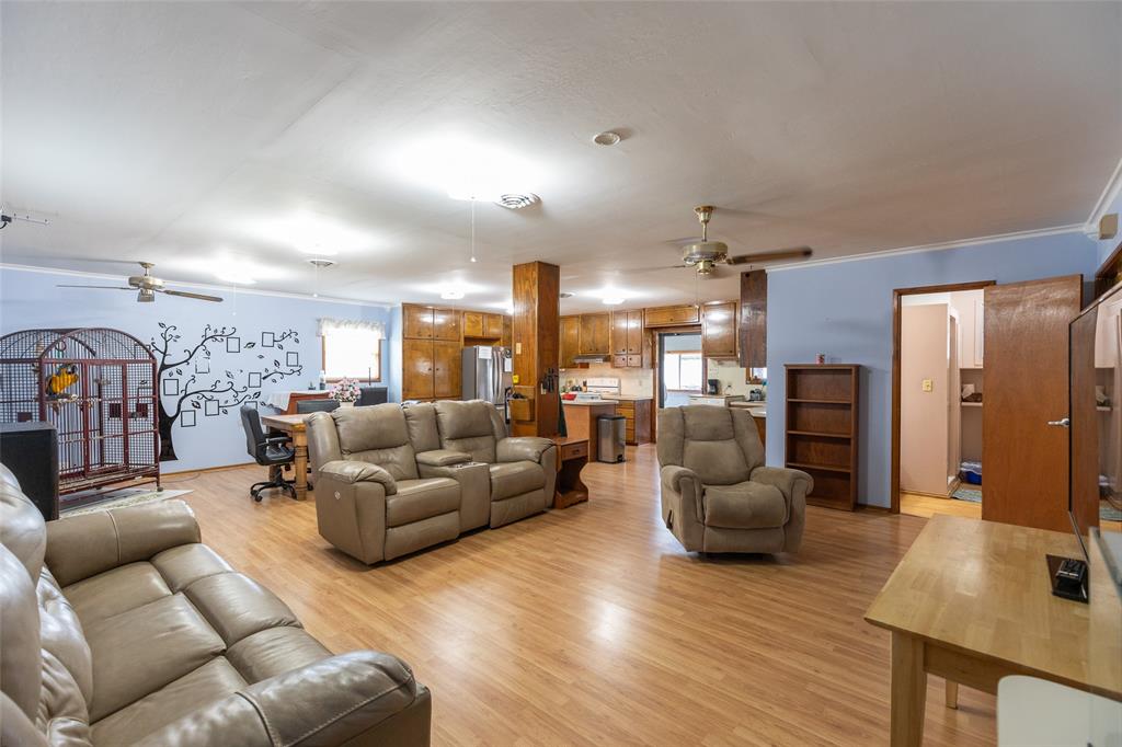 8867 Spinks Road Abilene, TX 79603 - Photo 16 of 39