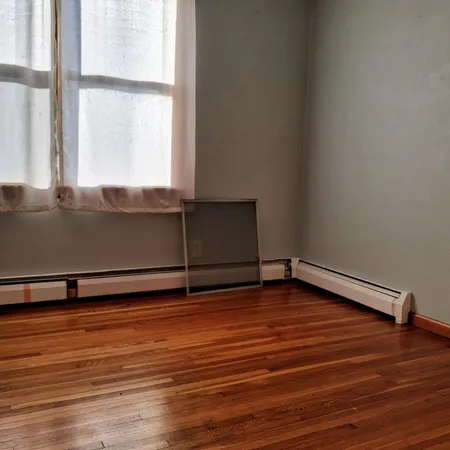 $214,500 | 912 3rd Street Northeast, Roseau, MN 56751