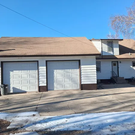 $214,500 | 912 3rd Street Northeast, Roseau, MN 56751