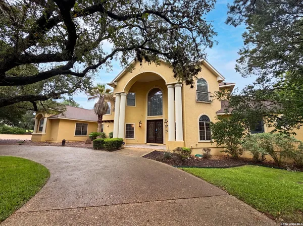 $900,000 | 20646 Wahl Lane, Garden Ridge, TX 78266