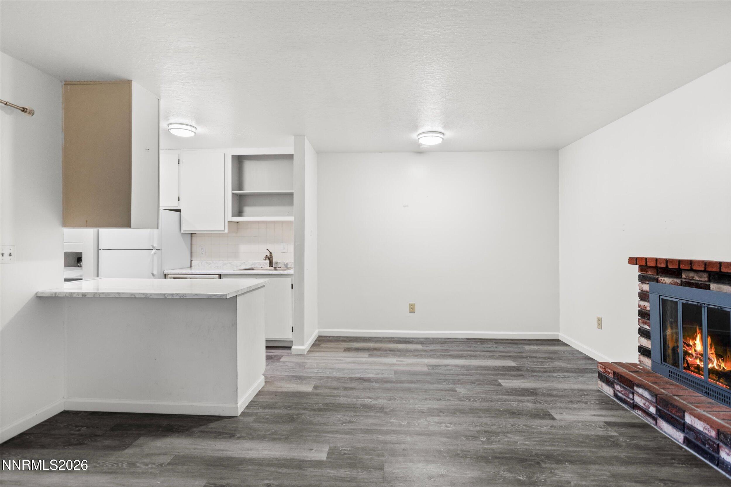 5021 Reggie Road Reno, NV 89502 - Photo 5 of 24 11-0Y7A0602