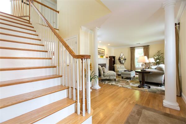 128 Arch Street Needham, MA 02492 - Photo 3 of 20 Gallery Image 3